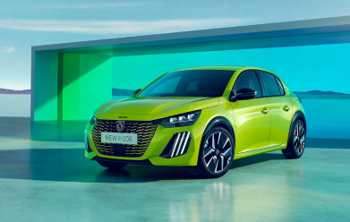 PEUGEOT updates 208 and E-208 with a new design